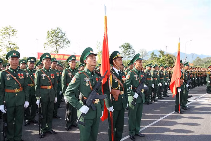Các lực lượng vũ trang, cán bộ đang tập luyện hết mình cho ngày 2/9 thành công tốt đẹp.