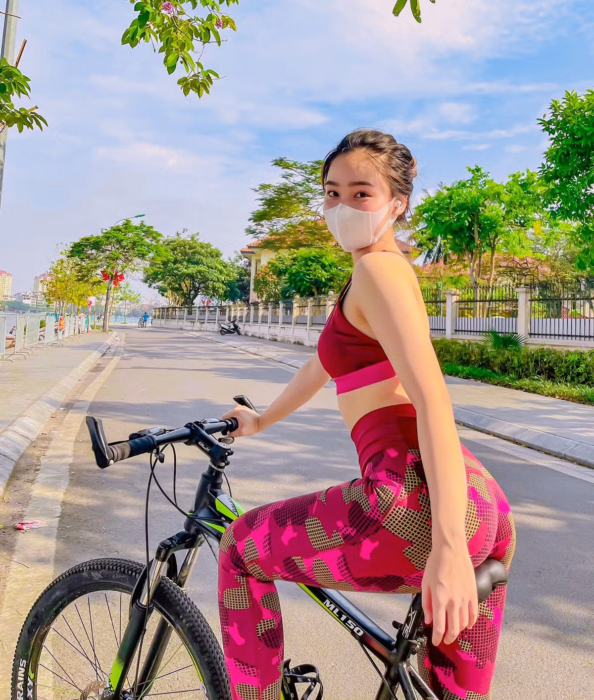 Hình ảnh mới của Ngọc Anh đã nhận về nhiều bình luận tích cực. Đa số ý kiến là lời khen ngợi dành cho nét đẹp khỏe khoắn, năng động của cô nàng.