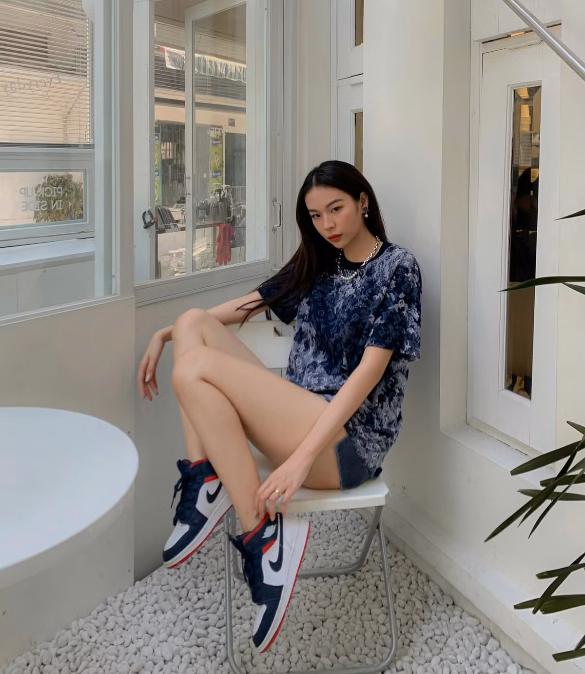 Sau cùng, không thể phủ nhận từ khi có tình yêu, nhan sắc của Phí Phương Anh thăng hạng lên rất nhiều.