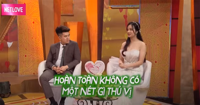 Mới đây, Thủy Tiên cùng chồng là Lê Diên Hạnh (24 tuổi) đã có những chia sẻ thú vị về hôn nhân trong chương trình “Vợ chồng son” số mới nhất. Qua lời kể của cô gái trẻ có thể thấy cuộc sống gia đình mà cô lựa hoàn toàn đúng đắn, nhiều chị em phải "nổ mắt" ghen tị với cuộc sống hạnh phúc này.