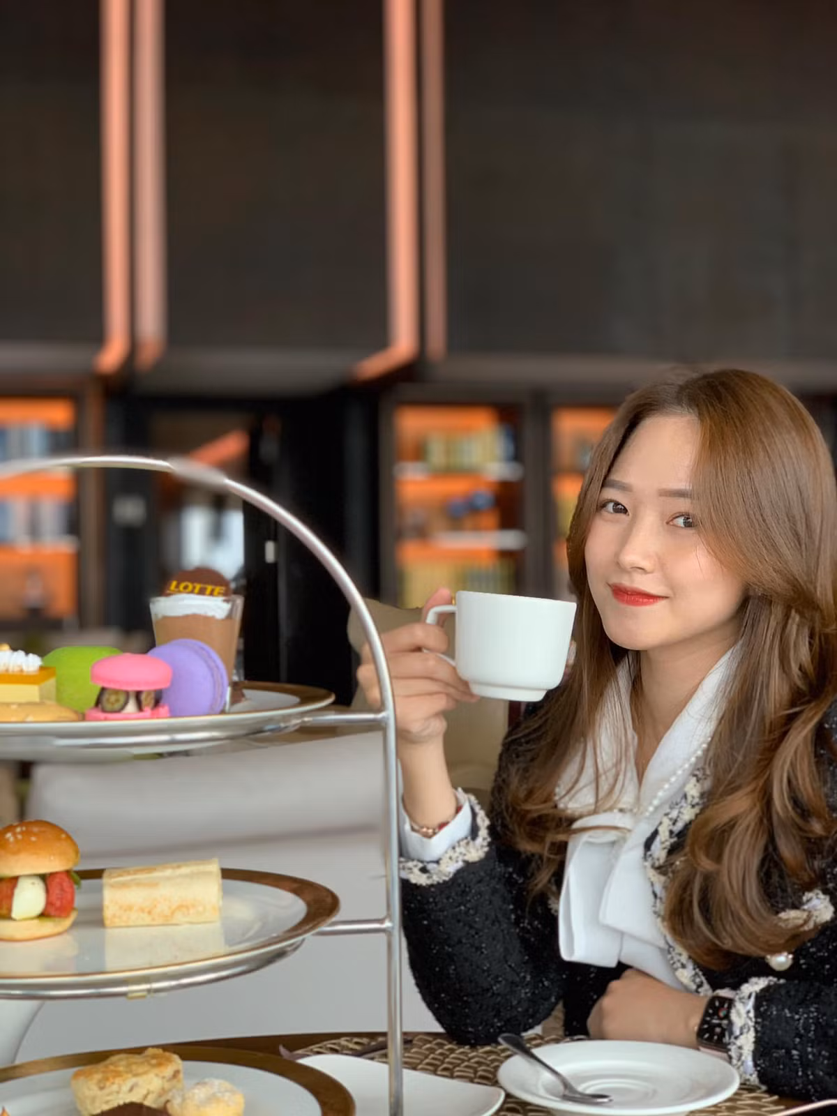 Mặc dù là cái tên mới nổi gần đây, thế nhưng Khánh Vân đã khá quen mặt trên các diễn đàn trai xinh gái đẹp và được nhiều người yêu thích.