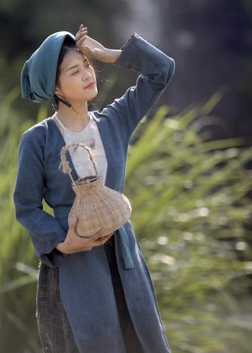 Trước "Tấm Cám: Chuyện chưa kể", sự nghiệp của Hạ Vi mờ nhạt. Vì vậy, nhiều người kỳ vọng vai diễn đầu tay có thể giúp hot girl bứt phá. Ảnh: Yan