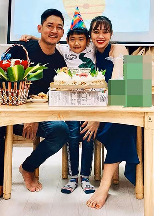 Diệp Bảo Ngọc đến nay vẫn làm mẹ đơn thân đồng thời giữ mối quan hệ tốt đẹp với chồng cũ.