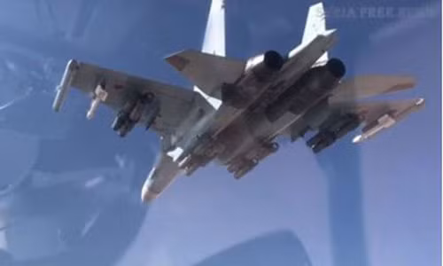 Bi Su-35 danh chan, P-8A Poseidon cua My phai 