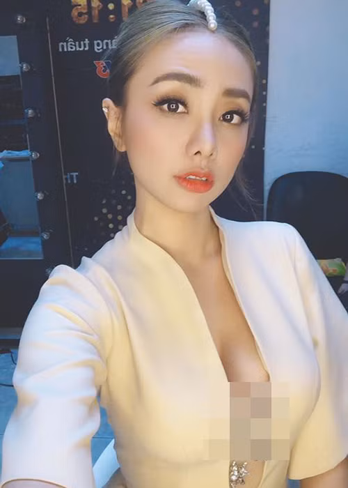 Hiện tại, cô ca hát, đóng phim, làm MC, tham gia các show truyền hình.