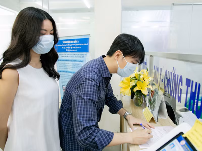 Trước đó, Nhật Vũ đã nằng nặc rủ Thúy Vân lên phường đăng ký kết hôn. Ảnh: Tổ quốc