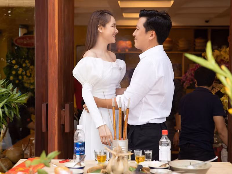 Sau khi kết hôn, Trường Giang kiếm được bao nhiêu tiền đều đưa bà xã quản lý.