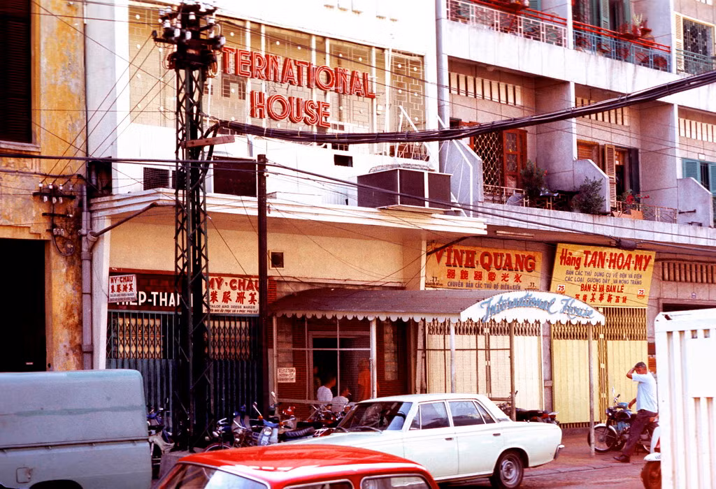 Trường ngoại ngữ International House ở số 57 Nguyễn Huệ.