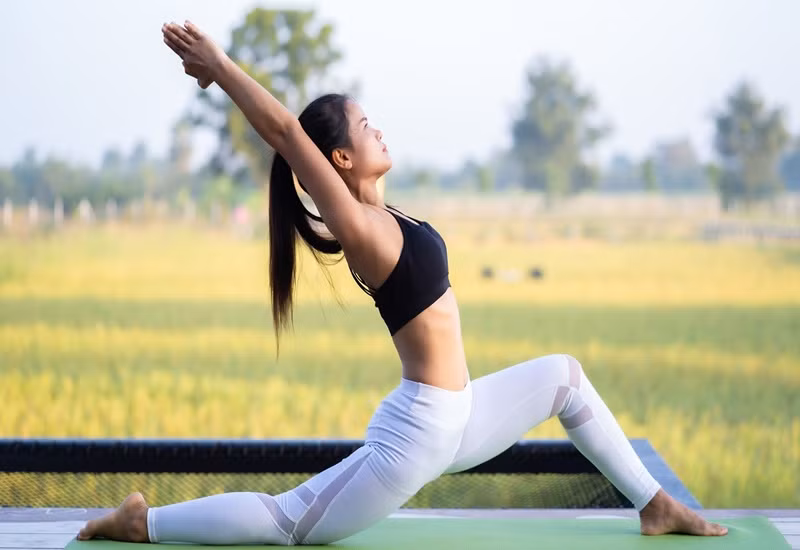 Tham gia các hoạt động thể chất nhẹ nhàng.