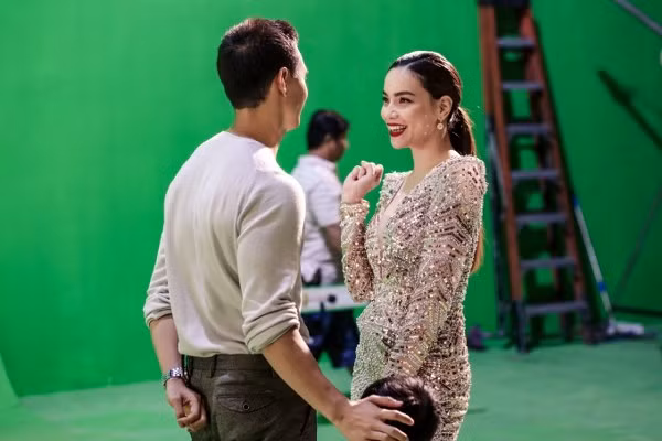Kim Ly va Ho Ngoc Ha 