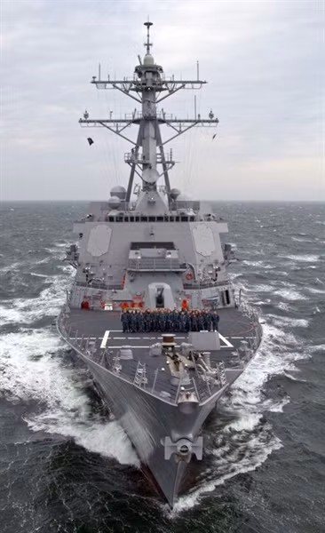 Trước khi công bố về việc trang bị AN/SPY-6, Hải quân Mỹ và nhà sản xuất Raytheon đã phối hợp thử nghiệm thành công hệ thống radar giám sát và phòng thủ tên lửa AN/SPY-6 có công suất thu phát gấp 30 lần so với các hệ thống radar AN/SPY-1 trên các tàu Arleigh Burke hiện tại.