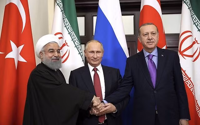 Chiến lược sai lầm của Mỹ tại Syria có thể dẫn tới hậu quả khó lường, khi Nga, Iran và Thổ Nhĩ Kỳ thành lập một liên minh quân sự mới. Ảnh: aljazeera.