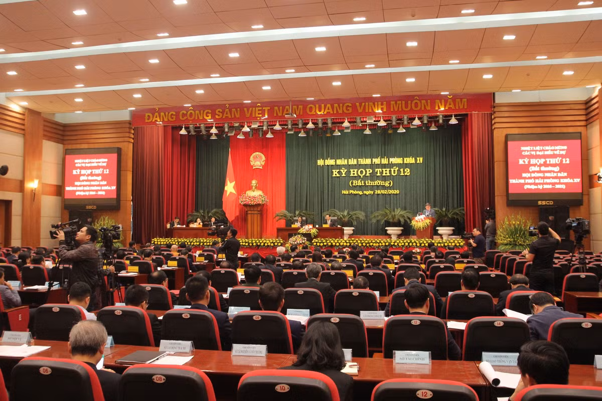 Hai Phong chi 269 ty tang am chen, co cho dan: Tieu co hop ly?