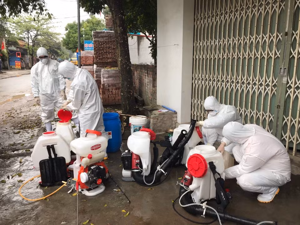 Bao nhiêu người đã tiếp xúc với ca nhiễm Covid-19 thứ 73 ở Hải Dương? - Hình 5 Bao nhieu nguoi da tiep xuc voi ca nhiem Covid-19 thu 73 o Hai Duong?-Hinh-5