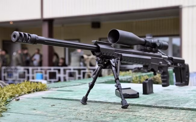 T-5000 được chế tạo sử dụng 2 loại đạn khác nhau gồm: đạn 7,62x51mm (308 Win tiêu chuẩn NATO) tầm bắn ngắn 800m, đạn 338 Lapua Magnum (8,6x71mm) tầm bắn xa 1.500m. Súng sử dụng hộp tiếp đạn loại 5 hoặc 10 viên, làm bằng nhôm.