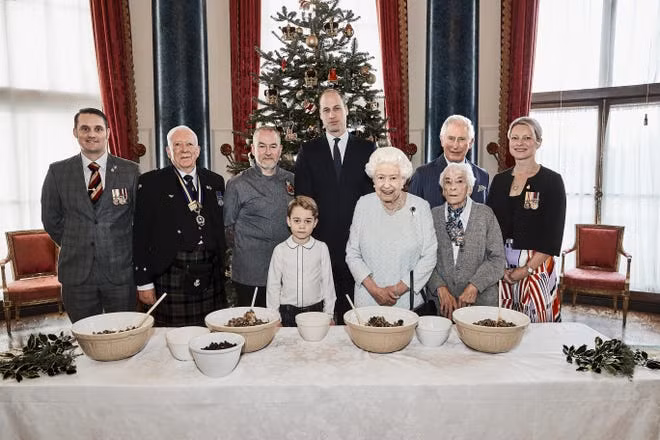 Vì vậy, những bữa tiệc tối có sự tham gia của Nữ hoàng Elizabeth II không bao giờ có 13 người cùng dùng bữa.