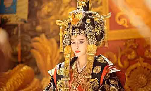 Những sủng nam của Võ Tắc Thiên đều là những thanh niên tuấn tú, khỏe mạnh và biết lấy lòng nữ hoàng đế.