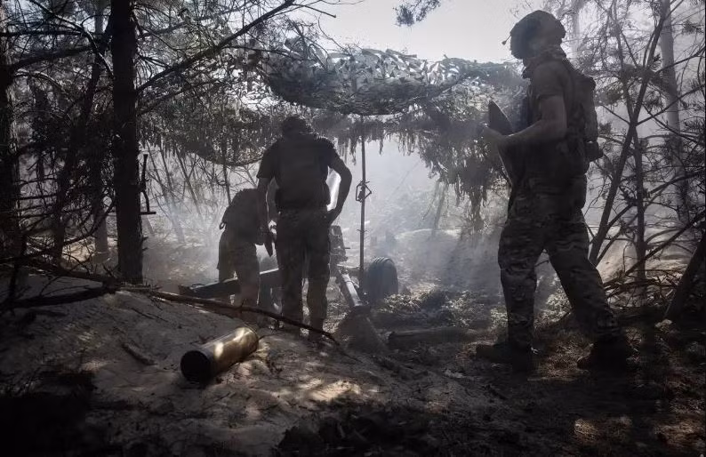 Nếu tuyến đường cao tốc này bị phong tỏa, điều này có nghĩa là Quân đội Ukraine sẽ gặp khó khăn rất lớn trong việc tiếp tế hậu cần và sơ tán lực lượng trong khu vực Selydove-Kurakhove, khiến hiệu quả chiến đấu bị ảnh hưởng nghiêm trọng.