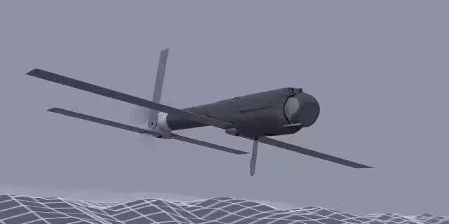 Nếu chiếc UAV tự sát Switchblade-600 tấn công mục tiêu mà không thể phát nổ, thì UAV chắc chắn phải va vào vật cứng và điều này sẽ khiến phần phía trước của UAV (bộ phận EO) bị phá nát. Nhưng do hệ thống EO còn nguyên vẹn và phần thân trước cho thấy, có khả năng nó bị EW của Nga tấn công. 