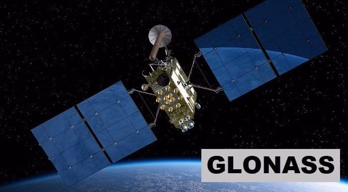 Hệ thống định vị vệ tinh toàn cầu GLONASS, được Nga tự xưng là bốn hệ thống định vị vệ tinh lớn trên thế giới (cùng với GPS của Mỹ, Beidou của Trung Quốc và Galileo của châu Âu), được biết đến với độ chính xác định vị là 10 mét và có độ phủ sóng toàn thế giới. 