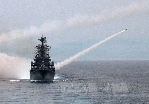 Đối với Hải quân Nga, việc kiểm soát Đảo Rắn cùng với Crimea, đã kiểm soát hoàn toàn tuyến hàng hải tây bắc của Ukraine ra vào Biển Đen như hai cánh cửa; đồng thời củng cố hơn nữa quyền kiểm soát đối với vùng biển Tây Nam Biển Đen.