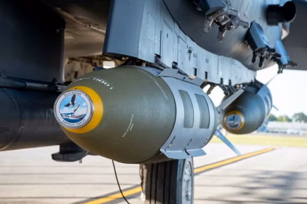 Nga tuyên bố lần đầu đánh chặn bom JDAM-ER của Mỹ - Hình 2 Nga tuyen bo lan dau danh chan bom JDAM-ER cua My-Hinh-2