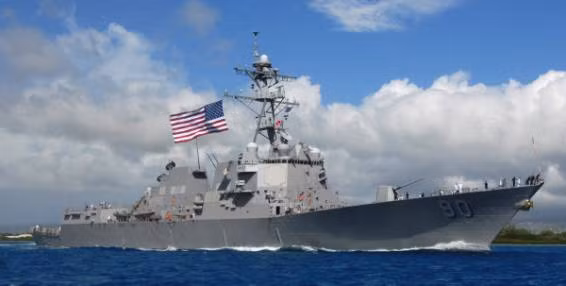 Theo hãng tin Nga Sputnik ngày 15/10 cho biết, Bộ Quốc phòng Nga thông báo rằng, tàu khu trục USS Chafee (DDG 90) của Hải quân Mỹ, đã ở lại Biển Nhật Bản trong vài ngày, tiếp cận lãnh hải của Nga và “đã cố gắng vượt qua ranh giới quốc gia” vào khoảng 5 giờ chiều (giờ địa phương).