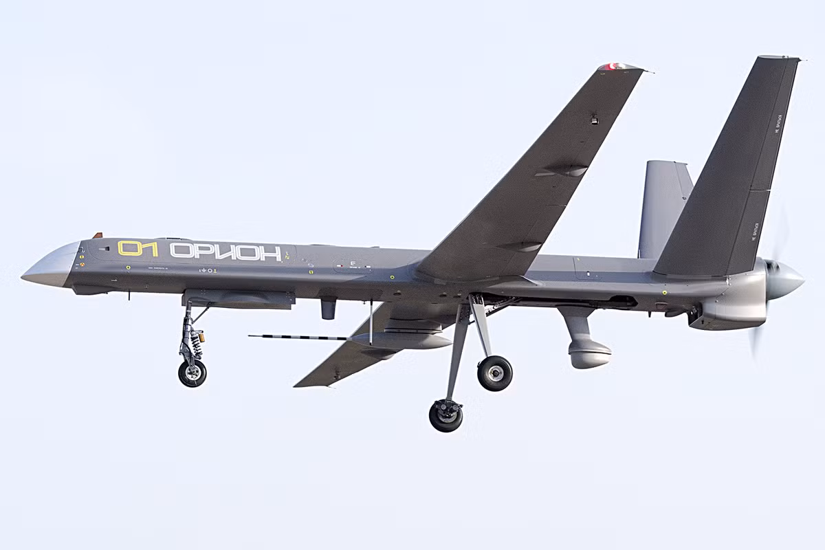 Nhưng cũng giống như UAV TB-2 của Ukraine, UAV Orion đã nhanh chóng “mất hút” trên chiến trường. Điều này đã thu hút sự chú ý của nhà báo quân sự người Nga Alexander Rogatkin, người đã quyết định nghiên cứu vấn đề này trên kênh Telegram “Rogatkin Live” của mình.