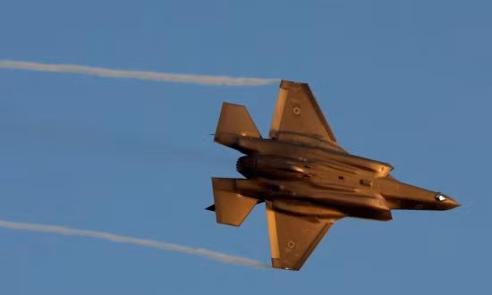 Vì vậy, nhiều ý kiến đồng tình rằng, nếu Iran và Israel xảy ra chiến tranh, Không quân Israel với sự hỗ trợ của máy bay cảnh báo sớm và tiêm kích tàng hình F-35, sẽ dễ dàng đè bẹp Không quân Iran trong thời gian ngắn. 