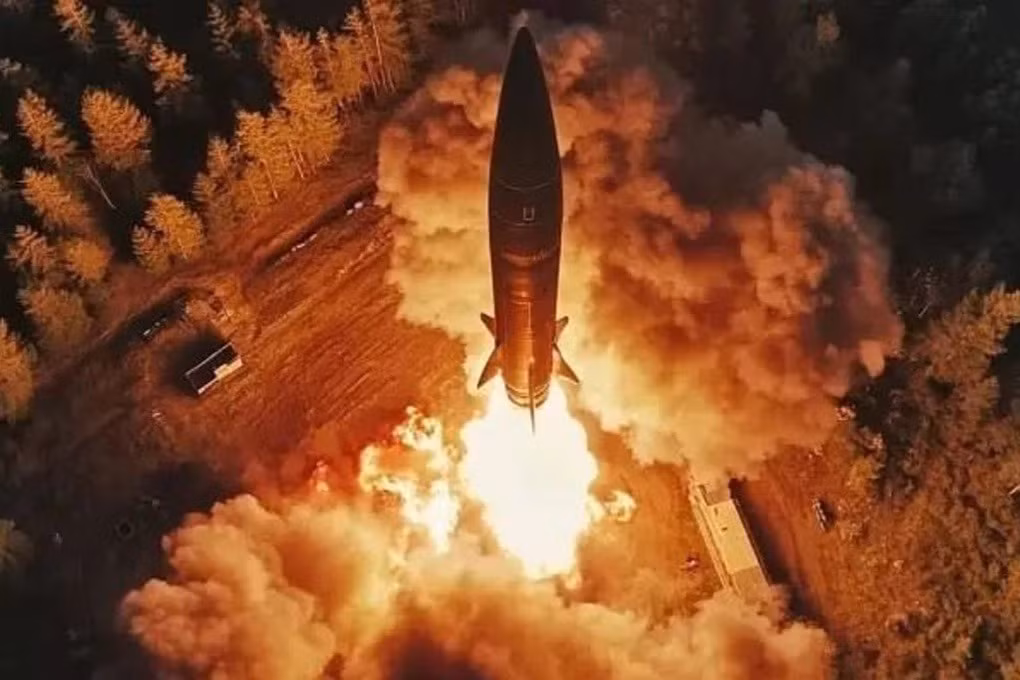 Đồng thời, Nga cũng không hoàn toàn từ chối thảo luận về tình hình ở Ukraine với Mỹ, điều này phản ánh chiến lược nhất quán của Nga, đó là tiến hành "chiến tranh hai mặt trận”, thực hiện các hành động cứng rắn ở cấp độ quân sự và chủ động về mặt ngoại giao. (nguồn ảnh Military Review, Ukrinform, Kyiv Post, TASS). https://svpressa.ru/war21/article/461616/