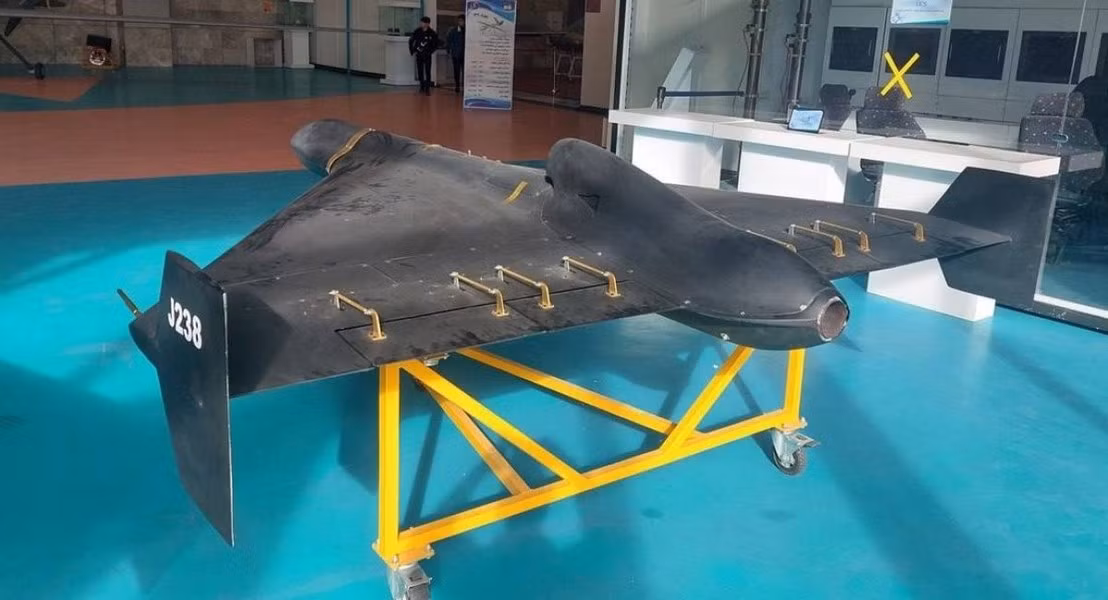 Theo các chuyên gia, việc UAV tấn công phát ra âm thanh khác so với trước là do Nga đã có chiến thuật tập kích mới. UAV phiên bản cải tiến sẽ lao xuống từ độ cao từ 2.000-2.500 mét với tốc độ lớn. Cách đánh này giúp UAV của Nga tránh được hỏa lực phòng không từ Ukraine.