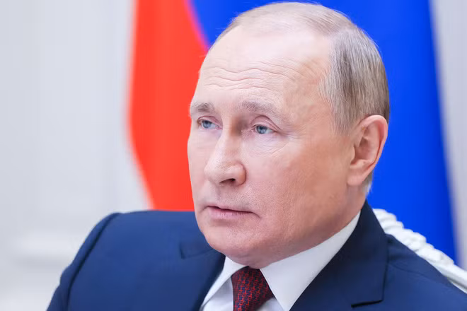 Trong bối cảnh Anh, Canada liên tiếp đưa quân đến Ukraine, Tổng thống Nga Vladimir Putin đã cảnh báo NATO và Mỹ rằng, bất kỳ hoạt động triển khai quân hoặc tên lửa nào ở Ukraine sẽ vượt qua “ranh giới đỏ” và buộc Moscow phải đáp trả thích đáng.
