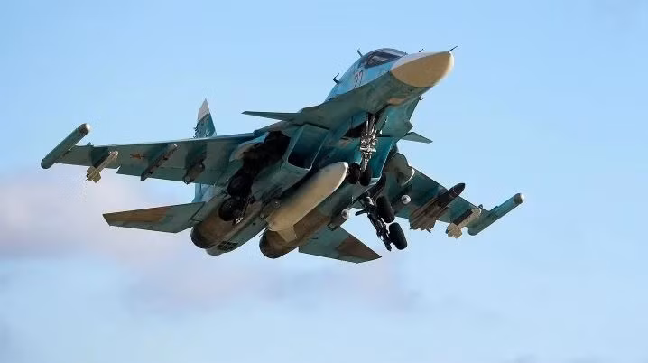 Theo các báo cáo chiến trường từ hai bên, ngày 22/9, cả Nga và Ukraine đều thực hiện chiến dịch tấn công quy mô lớn nhằm vào đối phương; quân đội Nga điều động máy bay chiến đấu Su-34 phóng tên lửa siêu thanh Kinzhal (Dagger) tấn công thành phố Lviv ở miền Tây Ukraine.