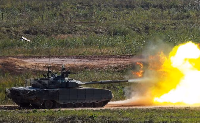 Loi the ap dao, xe tang T-80BVM Nga o at tien ve Kupyansk