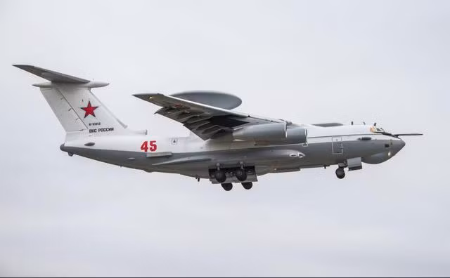 Trên thực tế, không có gì đáng ngạc nhiên khi Nga tiếp tục điều máy bay cảnh báo sớm A-50 trinh sát ở miền nam Ukraine, do đây hiện là chiến trường căng thẳng nhất. Nếu không có máy bay cảnh báo sớm, Nga khó có thể phát hiện các hành động quân sự của Ukraine.