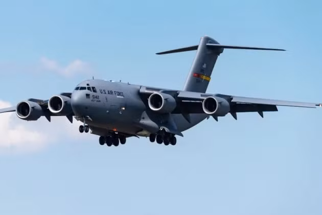Việc Ukraine có thể nhận được hệ thống phòng không Patriot, đó là chuyện của tương lai; còn trước mắt, hệ thống phòng không NASAMS của Mỹ dành cho Ukraine, đã được máy bay vận tải quân sự C-130 của Mỹ vận chuyển đến thành phố Rzeszow của Ba Lan. 