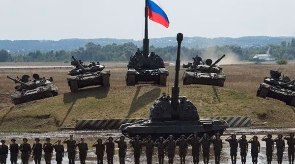 Kaliningrad tạo cho Nga một chỗ đứng vững chắc ở Biển Baltic, nơi lực lượng hải quân, lục quân và không quân Nga triển khai ở đó có thể đe dọa Latvia, Lithuania và Estonia, ba quốc gia Baltic yếu nhất trong NATO.
