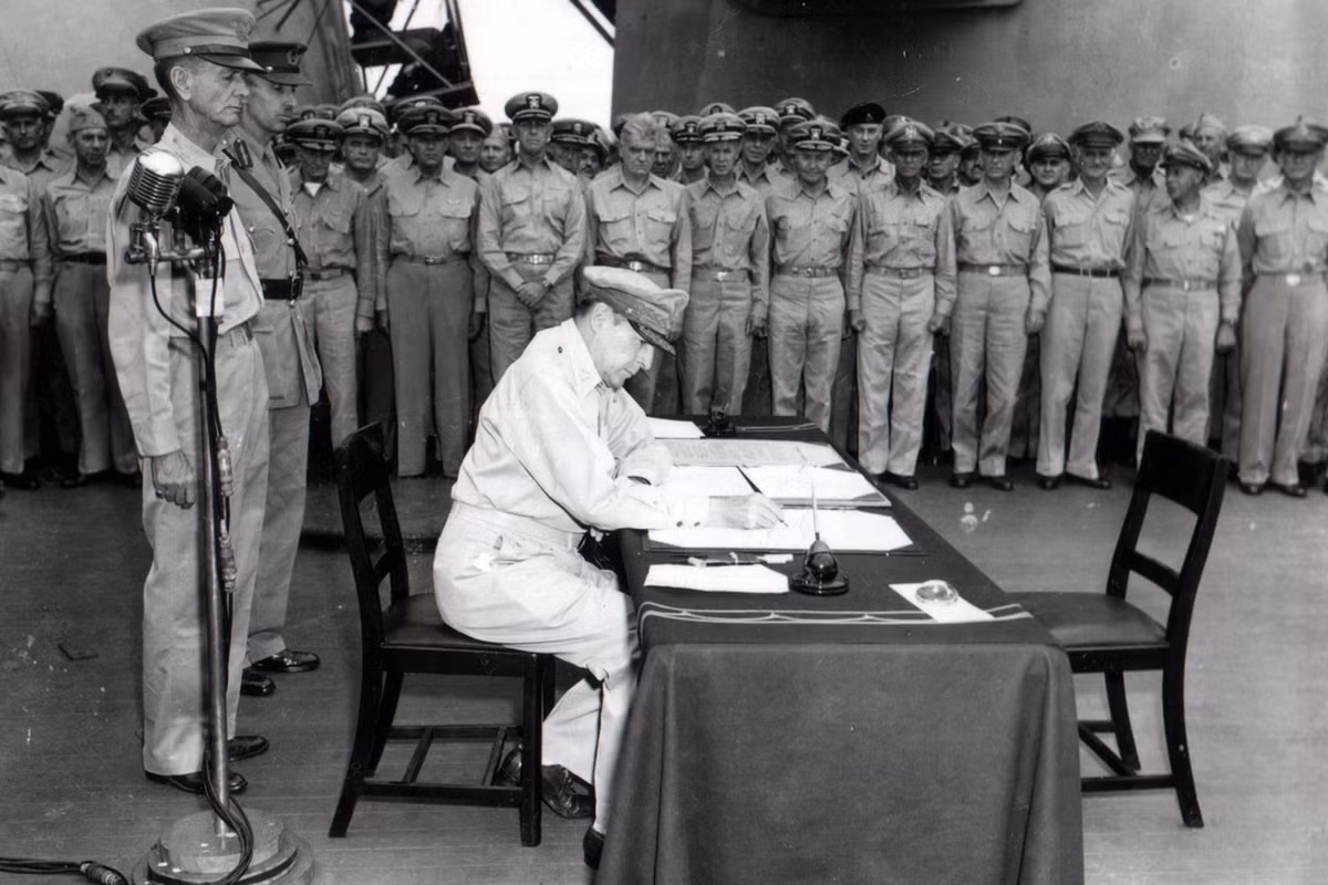 Trong khi đó, các nhà khoa học Nhật Bản lại có xu hướng không muốn tham gia vào nghiên cứu và phát triển các công nghệ có thể được sử dụng cho mục đích quân sự. Nguồn ảnh: Warhistory.