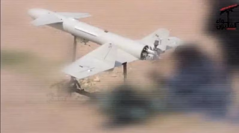Tuy nhiên tờ New York Times của Mỹ đưa ra một suy đoán khác, cho rằng UAV có thể được giao nhiệm vụ giám sát các các tổ chức bất đồng chính kiến của Iran, được thành lập ở Iraq. Một minh họa cho địa điểm như vậy là Trại Ashraf, được tìm thấy gần địa điểm UAV Ababil-2 rơi. 