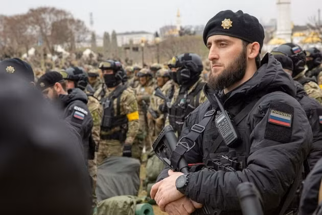 Trong khi đó, người đứng đầu nước Cộng hòa Chechnya Ramzan Kadyrov, đã đề xuất giải quyết vấn đề buộc Ukraine phải hòa bình, bằng cách tăng quy mô hoạt động quân sự đặc biệt quy mô lớn, trên mọi hướng lãnh thổ Ukraine.