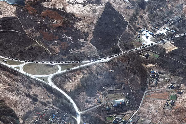 Có thể rút ra từ trận Fallujah lần thứ hai rằng, quân đội Nga hiện đang chuẩn bị cho các cuộc giao tranh trên đường phố theo thông lệ này, bao gồm cả việc tăng quân quy mô lớn tới Kyiv, nhằm giành được lợi thế quân sự lớn hơn (để kiểm soát một thành phố lớn nhiều ngõ ngách như Kyiv, ưu thế quân số là đặc biệt quan trọng). 
