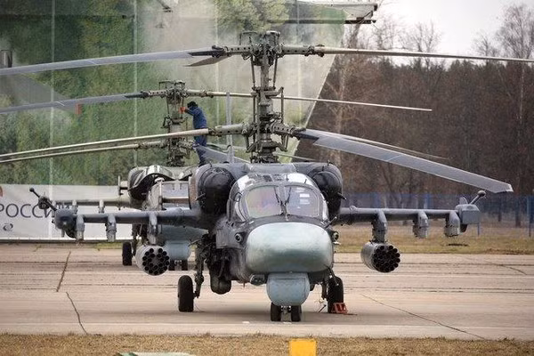 RIA Novosti trích nguồn thông tin riêng cho biết: Sau khi nhận lô trực thăng cải tiến Ka-52M, Không quân Nga tích cực sử dụng trong khu vực chiến sự; việc trực thăng tiến công Ka-52M ở chiến trường Ukraine, vừa với vai trò là thử nghiệm thực chiến, vừa là lực lượng chiến đấu chính.