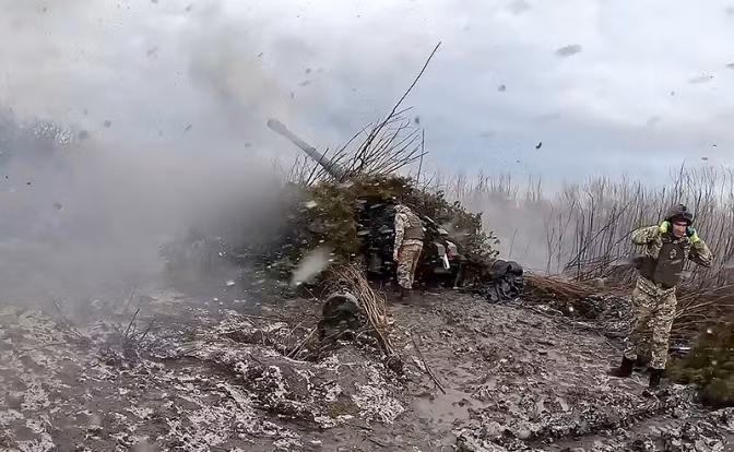 Sau khi để mất “Bãi săn của Sa hoàng”, vào ngày 20/1, quân Ukraine tập hợp lực lượng phản công tìm cách đẩy lùi quân Nga; tuy nhiên pháo binh Nga đã làm rất tốt nhiệm vụ, phá vỡ đợt tấn công đầu tiên mạnh mẽ nhất. Sau đó quân Ukraine chỉ có thể tổ chức các đợt phản công nhỏ trong cả ngày.