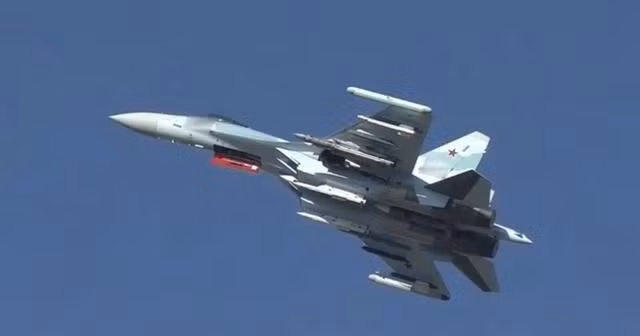 Nga làm gì để đối phó với việc Ukraine nhận chiến đấu cơ F-16? - Hình 2 Nga lam gi de doi pho voi viec Ukraine nhan chien dau co F-16?-Hinh-2