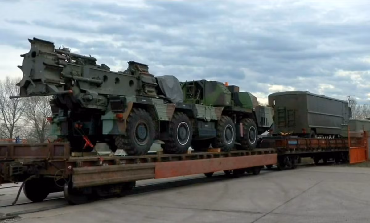 Ukraine da nhan nhung vu khi Lien Xo nao tu cac nuoc Dong Au?-Hinh-3