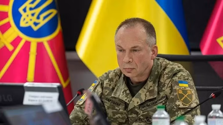 Đại tướng Syrskyi, Tổng Tư lệnh quân đội Ukraine đã có báo cáo đặc biệt gửi tới Tổng thống Ukraine Zelensky rằng, lực lượng liên hợp của quân đội Ukraine (AFU) đã xâm nhập vào vùng biên giới Belgorod của Nga và đang mở rộng mặt trận tấn công, hành động này đã được Tổng thống Zelensky đánh giá rất cao.