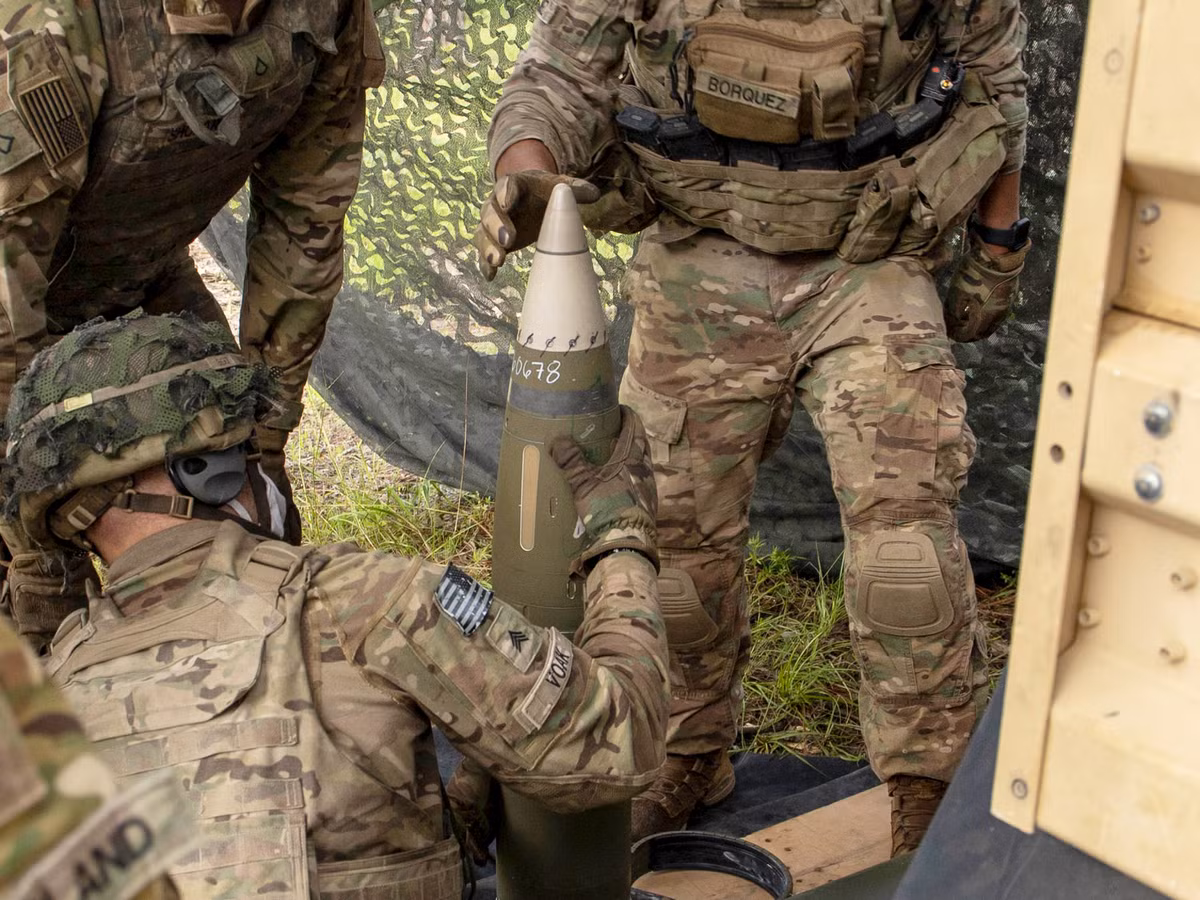 Cho dù đó là đạn tên lửa dẫn đường HIMARS hay đạn pháo dẫn đường Excalibur, chúng đều đang nhắc nhở các cường quốc trên thế giới rằng, việc phát triển các hệ thống vũ khí C-RAM với các loại đạn có độ chính xác ngày càng cao, là điều cần thiết và khả thi. 