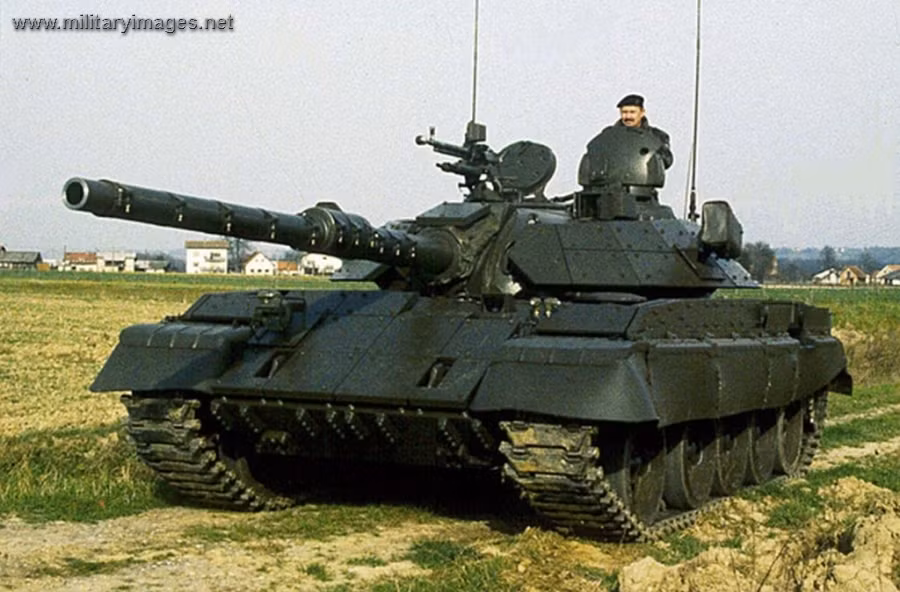 Bên cạnh đó, việc giao số xe tăng M-55 cho Ukraine, sẽ khiến Slovenia không còn xe tăng nào trong lực lượng vũ trang. Dự kiến Quân đội Slovenia sẽ không có xe tăng thay thế, khi số xe tăng M-55 này được chuyển giao và quân đội nước này chuyển sang hoạt động, mà không có xe tăng chiến đấu chủ lực.