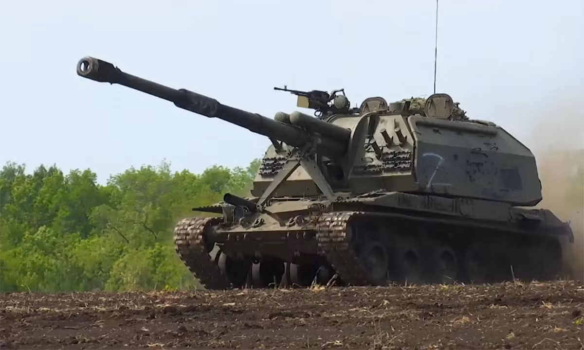 Khodakovsky nói rằng, "Sau trận Mariupol, tôi nghĩ phần lớn tổn thất của chúng tôi là do “lực lượng thân thiện” gây ra. Đây là một hiện tượng phổ biến, đặc biệt là với các chỉ huy pháo binh”.