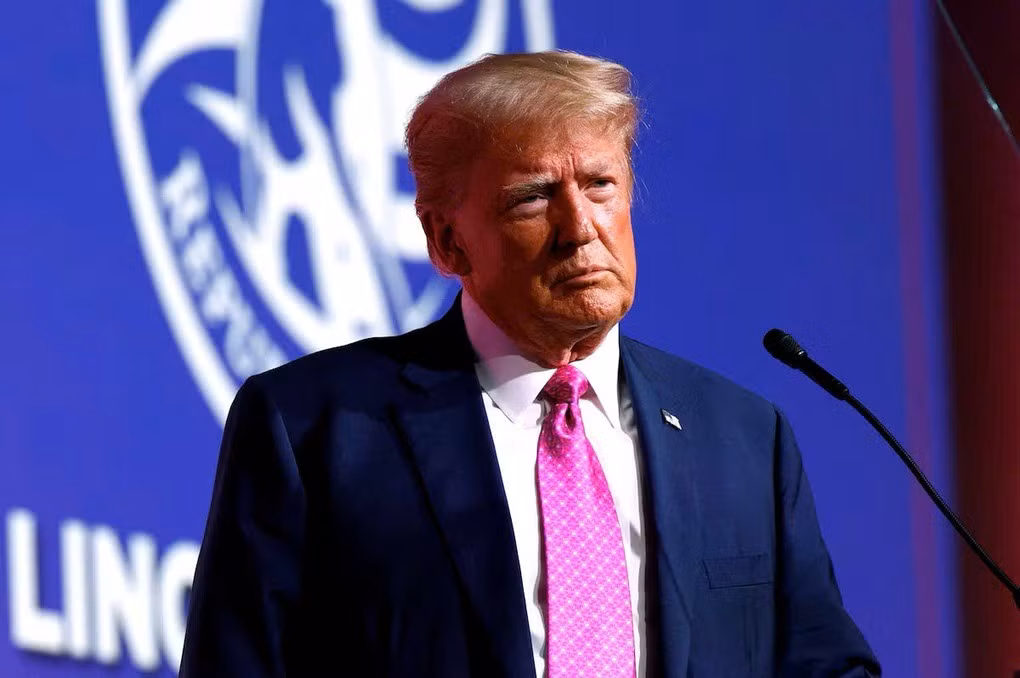Mỹ đóng vai trò là người bảo lãnh lệnh ngừng bắn, Tổng thống Donald Trump nhận được danh hiệu “người gìn giữ hòa bình” được mong đợi từ lâu và có thể là giải Nobel Hòa bình, Nga nhận được chiến thắng mang tính biểu tượng và “sự không hài lòng” với kết quả ngừng bắn. Nhưng chắc chắn là lựa chọn này Moscow không chấp nhận, nhưng châu Âu đang tích cực thúc đẩy nó.
